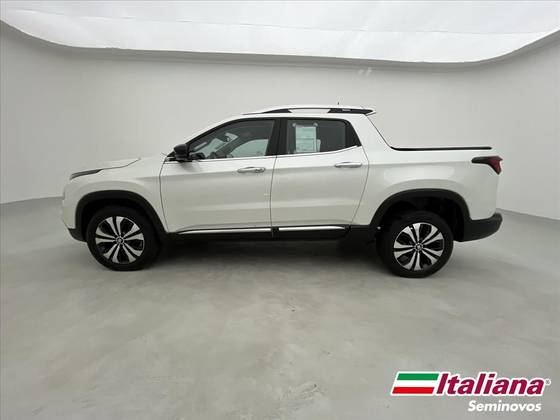 FIAT TORO 1.3 TURBO 270 FLEX VOLCANO AT6 FIAT TORO 1.3 TURBO 270 FLEX VOLCANO AT6